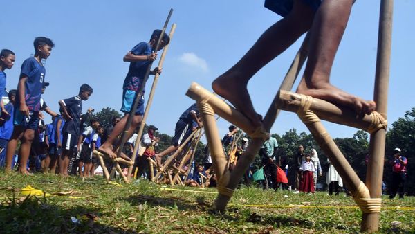 Semangat Anak-anak Ikut Lestarikan Olahraga Tradisional