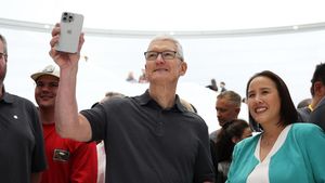 Penampakan Nyata iPhone 15 dan 15 Pro, Waspada Tergoda