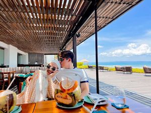 Tak Hanya Berkuda, Irwansyah dan Zaskia Sungkar juga Kompak Kulineran Berdua