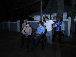 Pria Diduga ODGJ yang Ganggu Pemotor di Mampang Akhirnya Diamankan