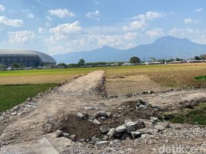 Melihat Lokasi Tempat Penyimpanan Sementara Sampah di Gedebage