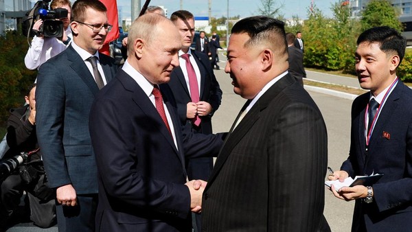 Russias President Vladimir Putin shakes hands with North Koreas leader Kim Jong Un during a meeting at the Vostochny Сosmodrome in the far eastern Amur region, Russia, September 13, 2023. Sputnik/Vladimir Smirnov/Pool via REUTERS ATTENTION EDITORS - THIS IMAGE WAS PROVIDED BY A THIRD PARTY.     TPX IMAGES OF THE DAY