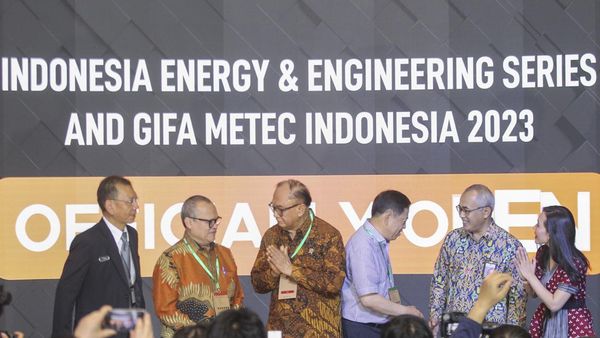 Momen Pembukaan Pameran Indonesia Energy & Engineering 2023