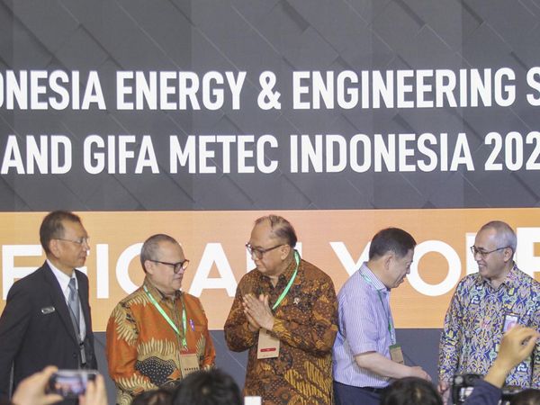 Momen Pembukaan Pameran Indonesia Energy & Engineering 2023
