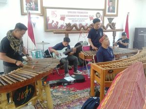 Konser Angklung Udjo di Maroko Diundur karena Gempa Konser Angklung Udjo di Maroko Diundur karena Gempa