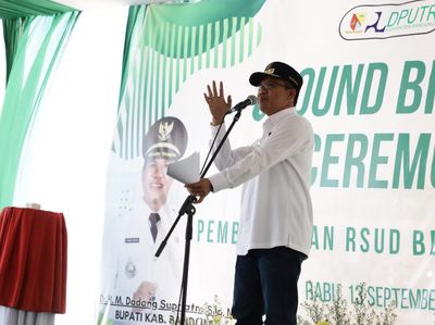 Momen Bupati Bandung Resmikan Groundbreaking RSUD di Desa Tegalluar
