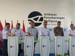 Resmikan Jembatan Multiguna Dukuh Atas, Menhub Puji Heru Budi