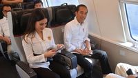 Potret Jokowi Jajal Kereta Cepat Jakarta-Bandung Bareng Artis