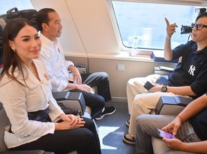 Tengok Lagi Momen Jokowi Jajal Kereta Cepat Bareng Artis