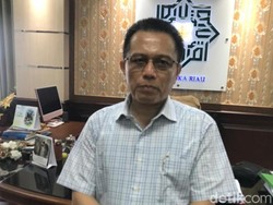 Rektor UIN Suska Riau Jadi Tersangka!