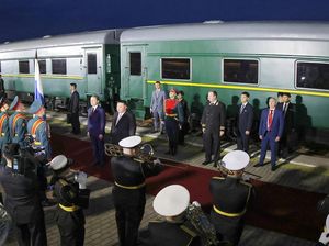 Lihat Lagi Momen Kereta Lapis Baja Kim Jong Un saat Tiba di Rusia