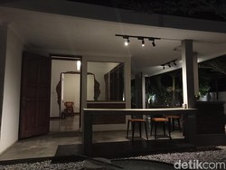 Menyeruput Kopi di Coffee Shop Bandung yang Homey