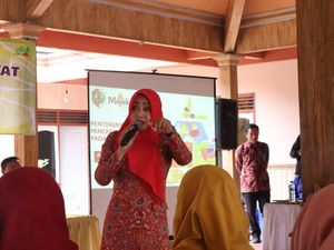 Berdayakan Emak-emak, Bupati Mojokerto Galakkan DHASAT Turunkan Stunting