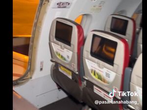 Barbar Penumpang Batik Air Buka Pintu Darurat, Kru Gagal Menenangkan