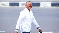 Dahlan Iskan Tebar Senyuman Jelang Jadi Saksi Kasus LNG Pertamina