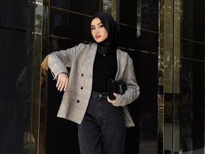 8 Ide Padu Padan Tren Hijab Meleyot Kekinian Bikin Pipi Tirus ala Sashfir 8 Ide Padu Padan Tren Hijab Meleyot Kekinian Bikin Pipi Tirus ala Sashfir