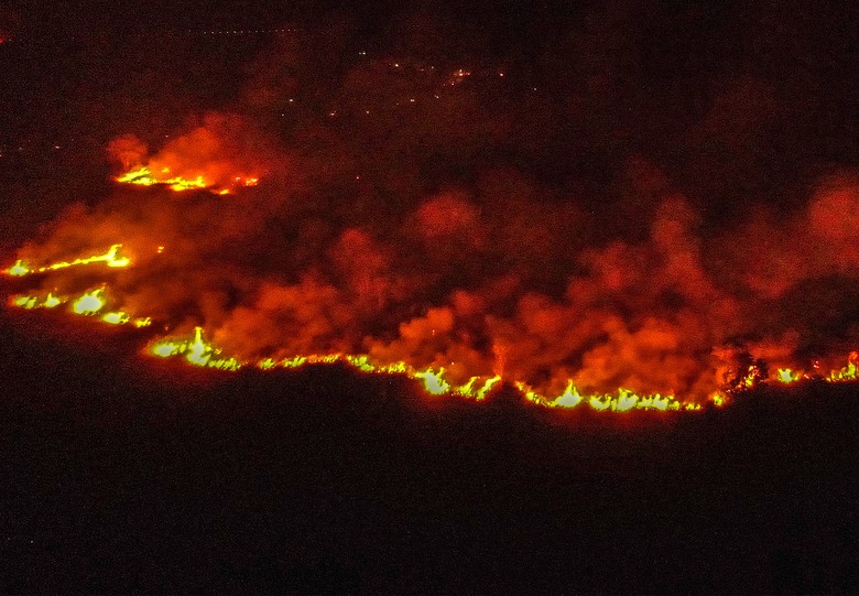 Hari Ke-10 Pemadaman Kebakaran Lahan Gambut di Riau