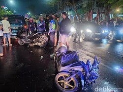 Mobil Vs Motor di Jalan Brigjen Katamso Semarang, 1 Orang Tewas