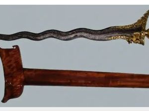 38 Nama Senjata Tradisional di Indonesia Beserta Asalnya Lengkap