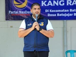 Rajiv NasDem Apresiasi Mentan Copot Pejabat Minta Fee Proyek Rajiv NasDem Apresiasi Mentan Copot Pejabat Minta Fee Proyek