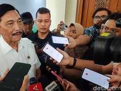 Luhut Jelaskan Rencana Investasi Tesla di RI, Bukan Bikin Pabrik Mobil Listrik