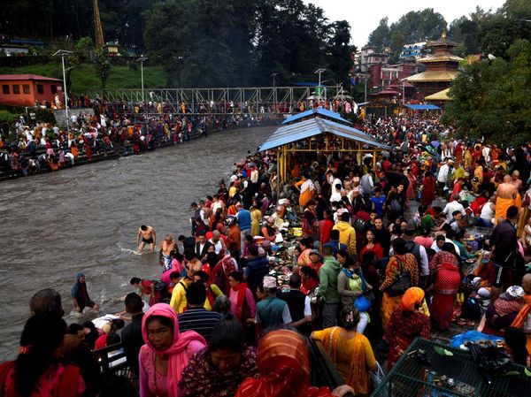 Melihat Tradisi Unik Perayaan Hari Ayah di Nepal