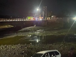 Sopir Mengantuk, Mobil Terjun ke Sungai di Jalan Denpasar-Gilimanuk
