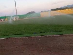 Perawatan Ekstra Rumput Stadion BJ Habibie Jelang Laga PSM Vs Barito Putera Perawatan Ekstra Rumput Stadion BJ Habibie Jelang Laga PSM Vs Barito Putera