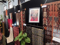 Melihat Ragam Kain Nusantara di Festival Kota Lama Semarang