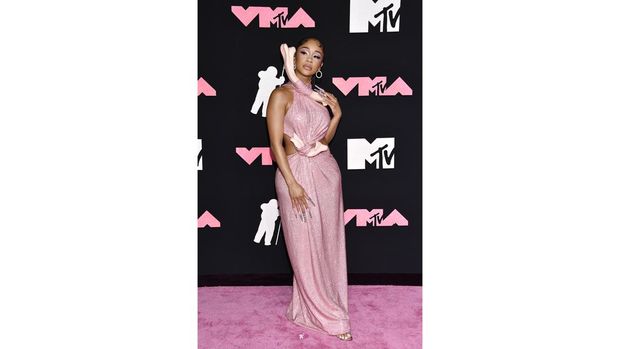 Saweetie arrives at the MTV Video Music Awards on Tuesday, Sept. 12, 2023, at the Prudential Center in Newark, N.J. (Photo by Evan Agostini/Invision/AP)