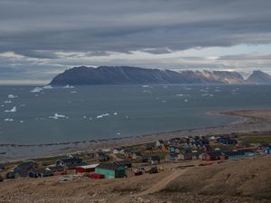 Alarm Bahaya Kala Greenland Jadi Hijau