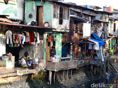 Aduh! Ribuan Warga di Johar Baru Tidak Punya MCK