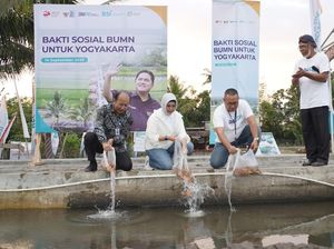 BSI Bagikan Bantuan ke Warga Yogyakarta: Tebar Benih Ikan-Paket Sembako