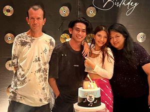 Cassandra Lee ke Bali Beri Kejutan ke Pacar dan Sang Ayah