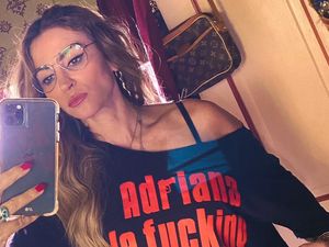 Artis Ini Dikucilkan gegara Tolak Vaksin COVID, Kini Beralih ke OnlyFans