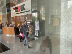 KPK Periksa Eks Kepala Bea Cukai DIY Tersangka Kasus Gratifikasi