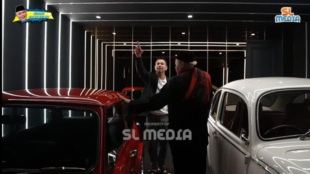 Garasi Rumah Raffi Ahmad