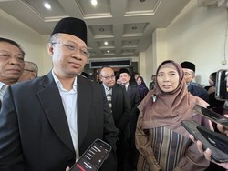 Kala 50 Stafsus yang Diisi Timses Zul-Rohmi Disorot BPK dan DPRD NTB