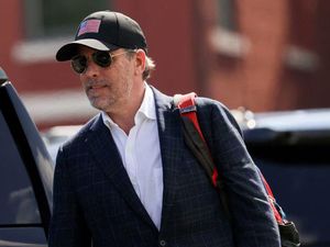 Putra Joe Biden Divonis Bersalah Atas 3 Dakwaan Kasus Kepemilikan Senpi Putra Joe Biden Divonis Bersalah Atas 3 Dakwaan Kasus Kepemilikan Senpi