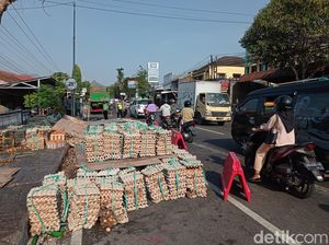 Truk Vs Pikap Adu Banteng di Wonogiri, Satu Orang Dikabarkan Tewas Truk Vs Pikap Adu Banteng di Wonogiri, Satu Orang Dikabarkan Tewas