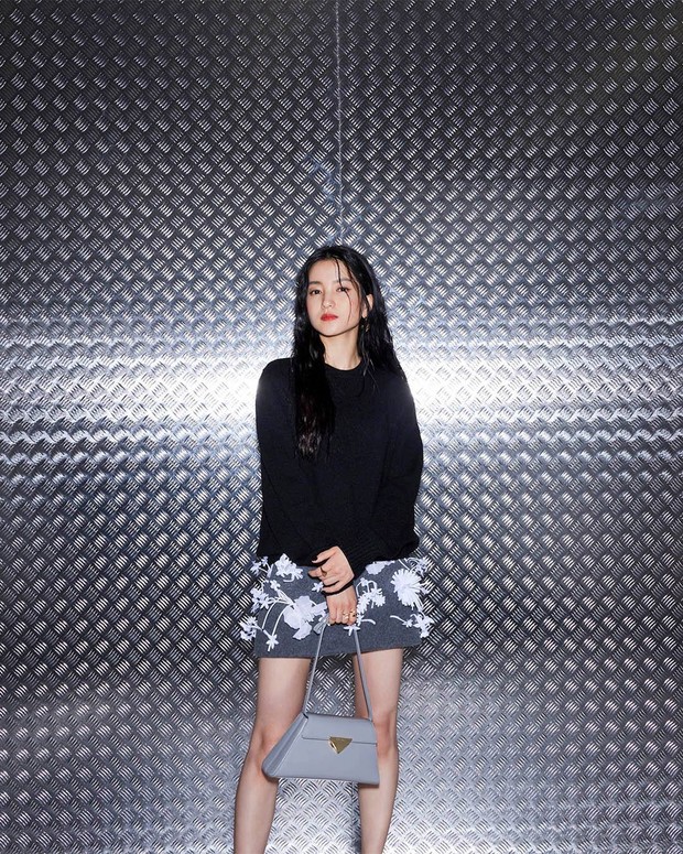 Kim Tae Ri Milan SS24 Menswear Show di Milan