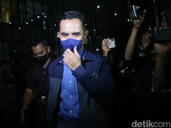 KPK Periksa Mantan Kepala Bea Cukai DIY Eko Darmanto