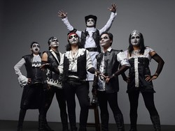 Kuburan Band Pilih Gimmick Daripada Duit