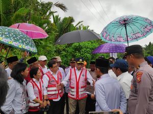 Menhub Cek Kesiapan Proyek Bandara di Sofifi Malut, Optimistis 2025 Selesai Menhub Cek Kesiapan Proyek Bandara di Sofifi Malut, Optimistis 2025 Selesai
