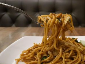 Beli Mie Goreng Rp 47 Ribu, Pelanggan Ini Dibuat Kesal Beli Mie Goreng Rp 47 Ribu, Pelanggan Ini Dibuat Kesal