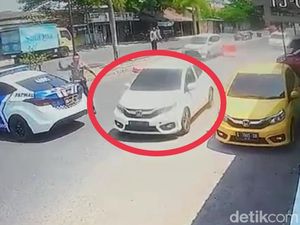Tegang! Aksi Mobil Polisi Kejar Pelaku Tabrak Lari di Pekalongan Tegang! Aksi Mobil Polisi Kejar Pelaku Tabrak Lari di Pekalongan