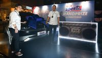 Mobil Listrik untuk Nasabah Loyal