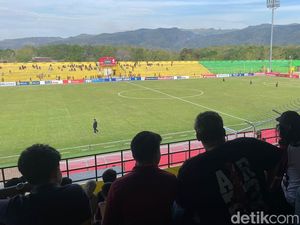Tiket Laga PSM Vs Arema FC Baru Terjual 700 Lembar Meski Harga Sudah Turun Tiket Laga PSM Vs Arema FC Baru Terjual 700 Lembar Meski Harga Sudah Turun