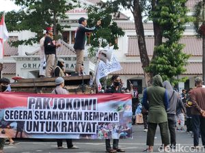 Massa Solo Peduli Melayu Gelar Aksi di Simpang Gladak Tolak Rempang Eco City