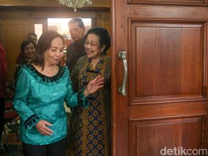 Semringah Megawati dan Eks Presiden Filipina di Jakarta
